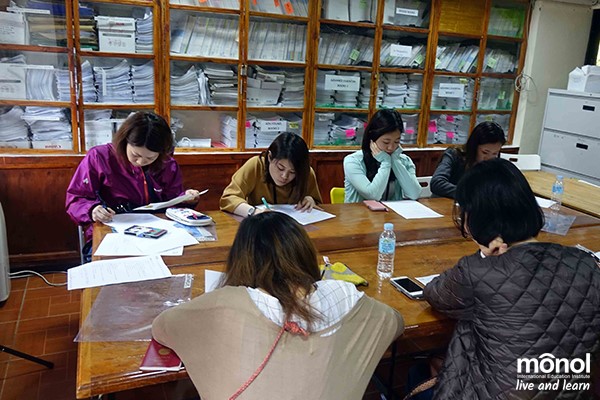 students-answering-the-exam