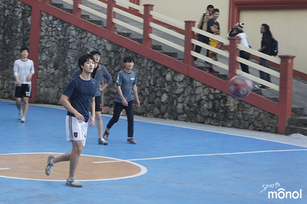 students-watching-ball