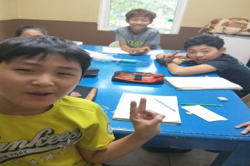 如何帮助孩子学英语？